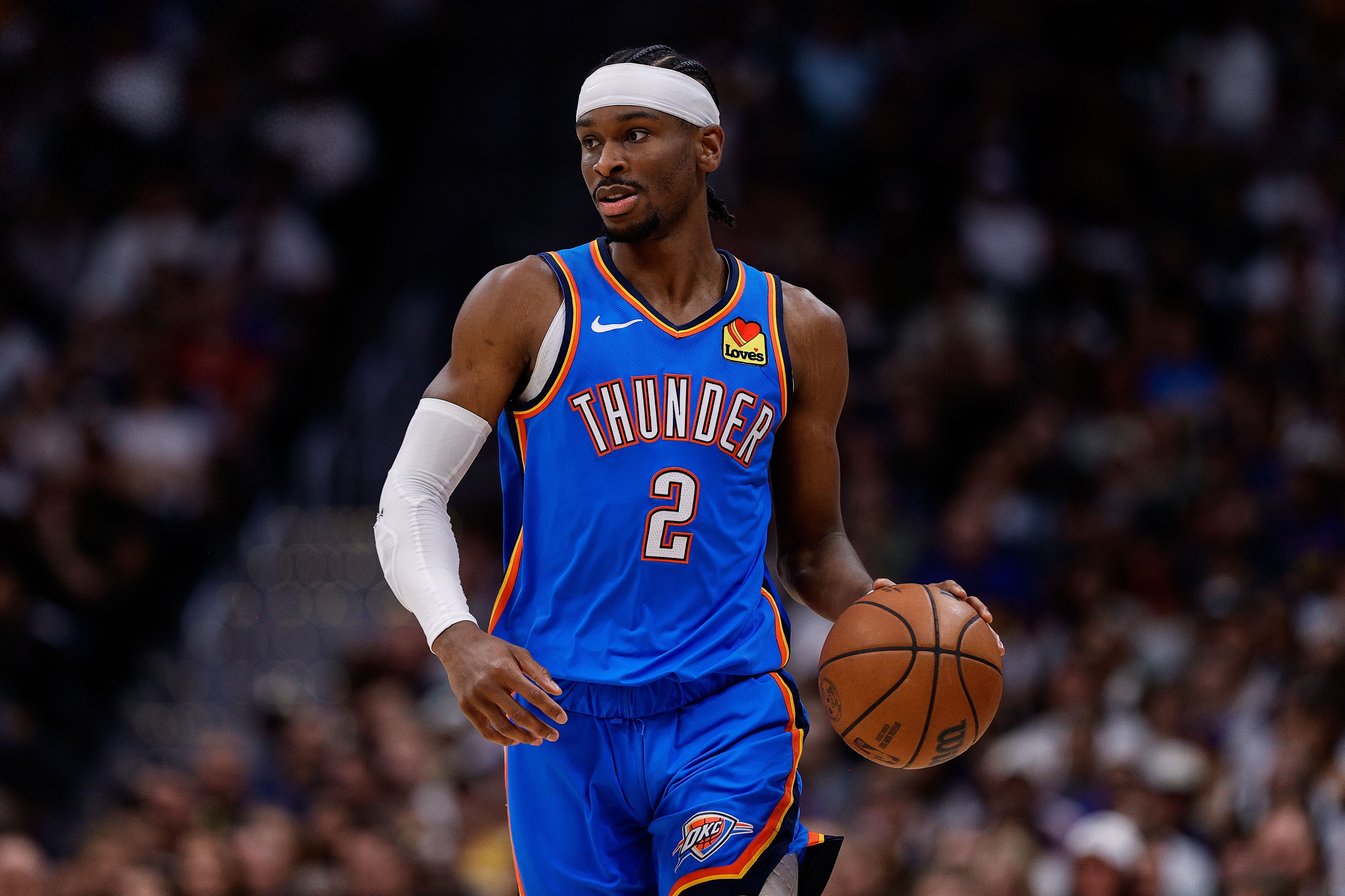 熊猫体育官方网站-NBA东西部决赛即将开场球迷翘首期待