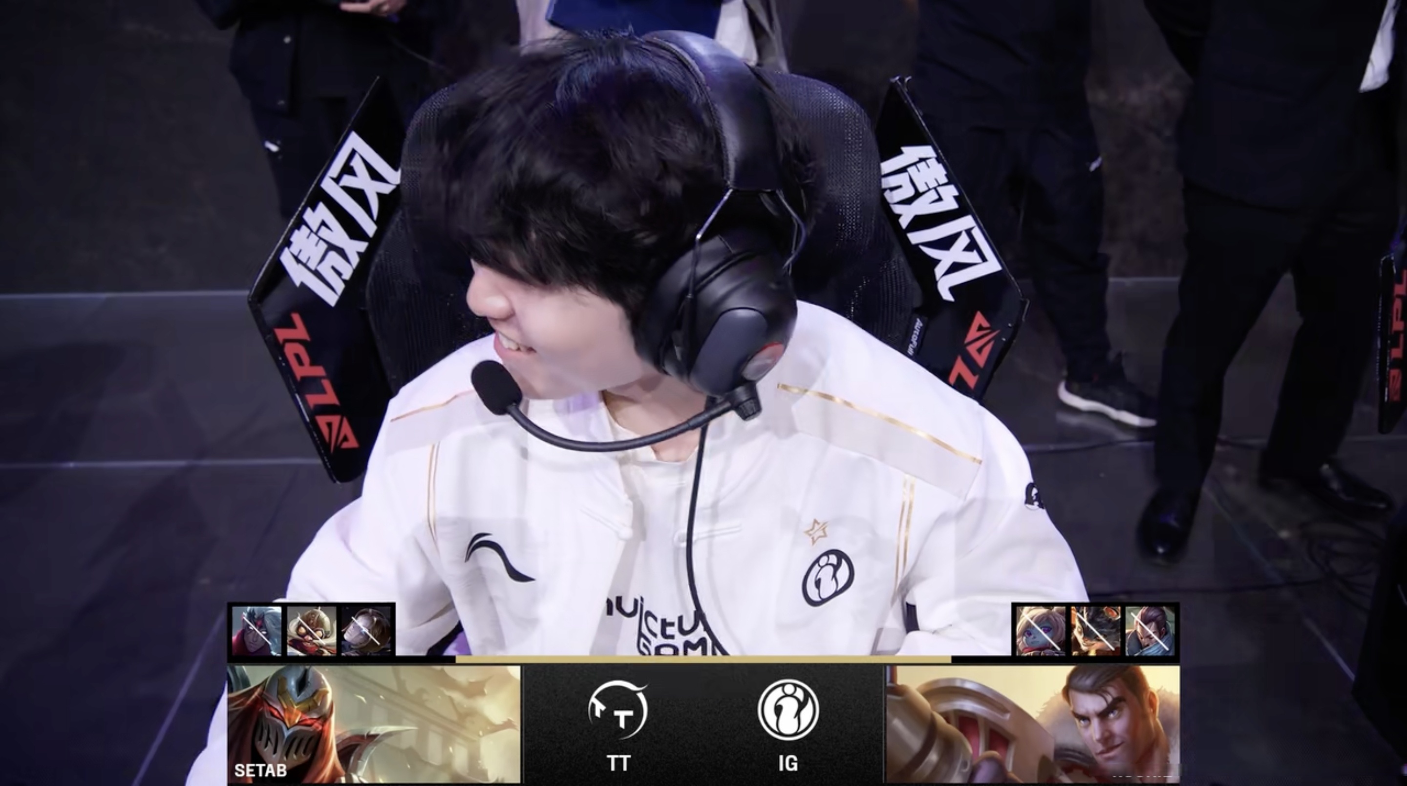 IG轻取JDG,Doinb操刀奇招英雄翻盘焦点之战半决赛,成为赛场最大亮点 IG轻取JDG,Doinb操刀奇招英雄翻盘焦点之战半决赛,成为赛场最大亮点