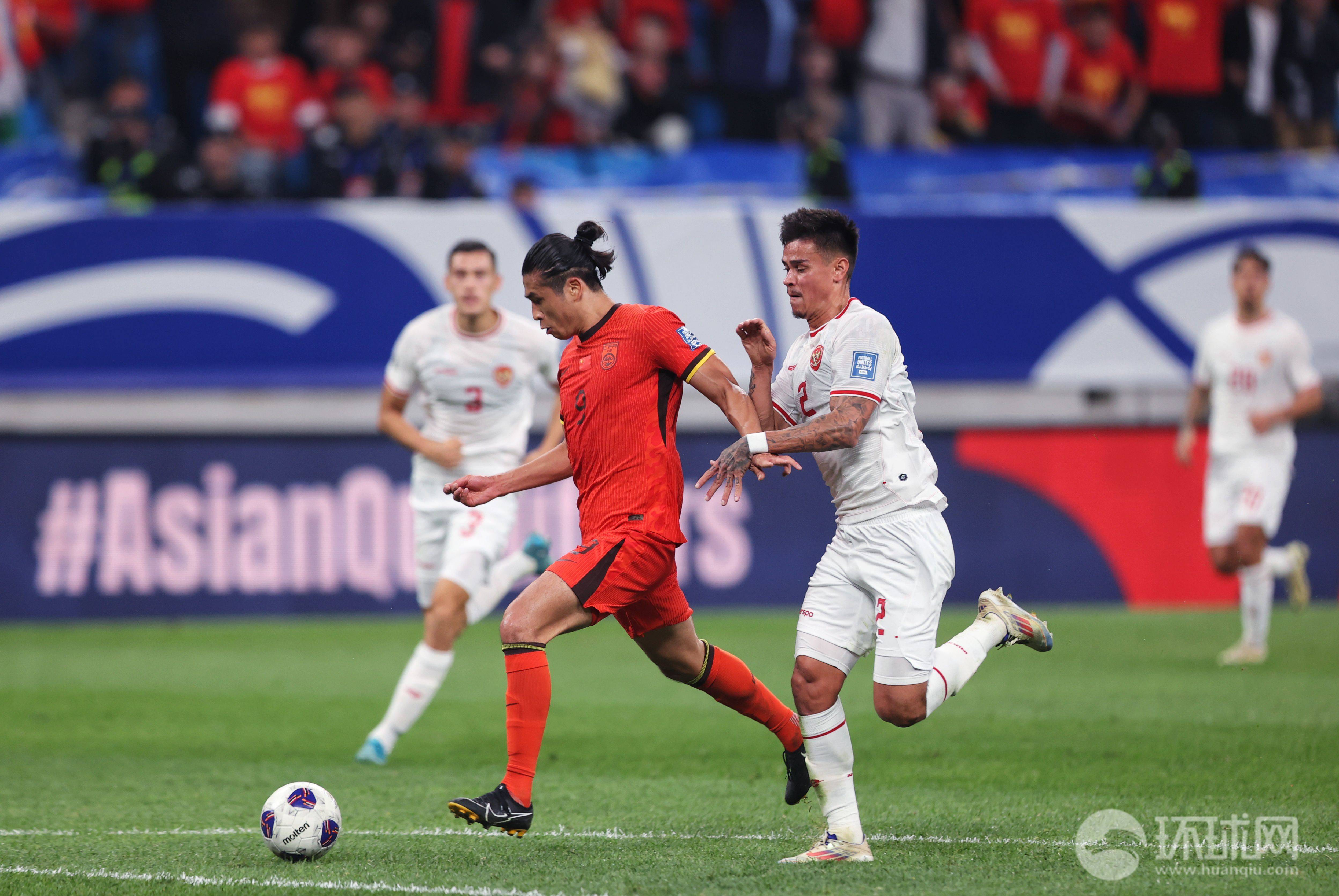 包含中国队在国际比赛中表现抢眼，备战世界杯的词条