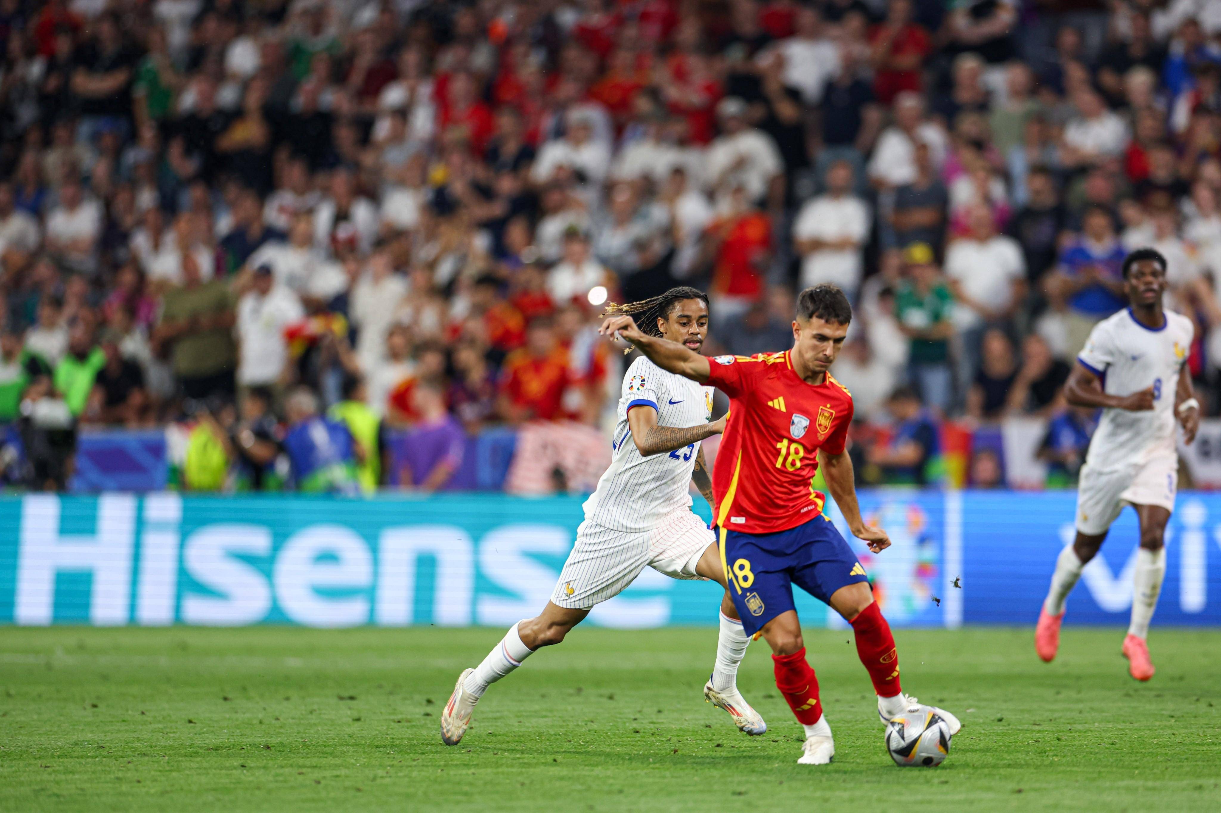 熊猫体育官方网站-西班牙逆转克罗地亚，晋级欧洲杯四强