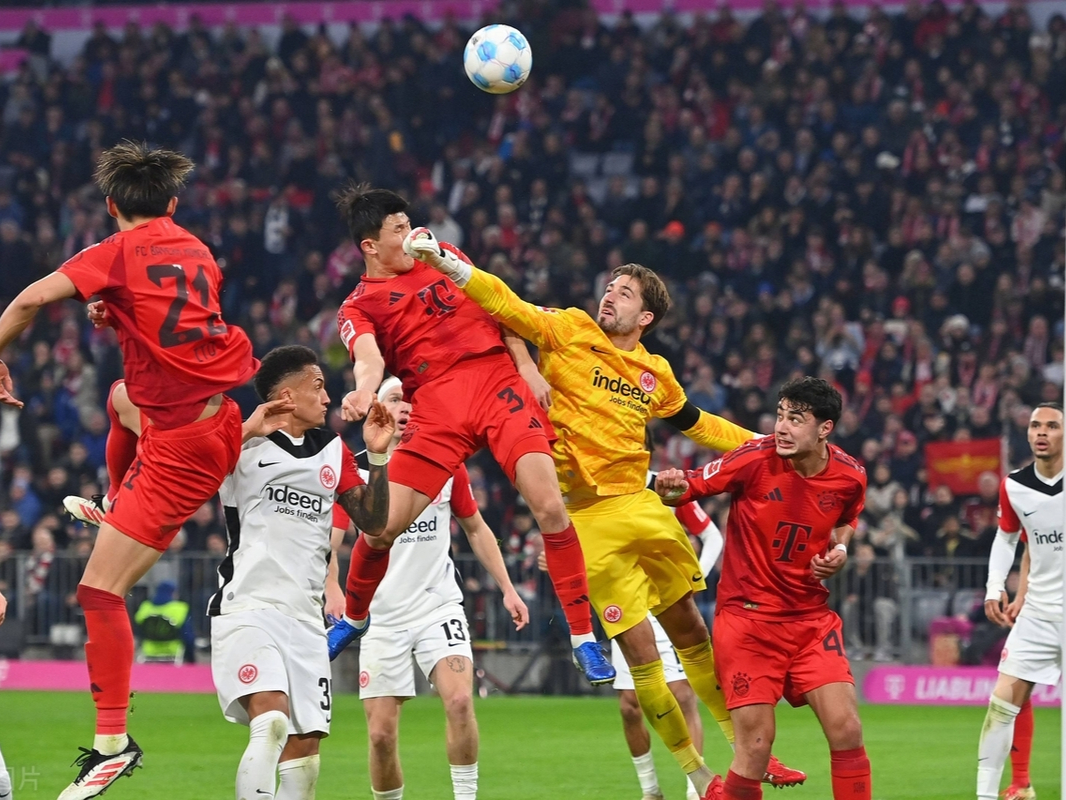 拜仁慕尼黑客场大胜,德甲榜首夺目 拜仁慕尼黑客场大胜,德甲榜首夺目